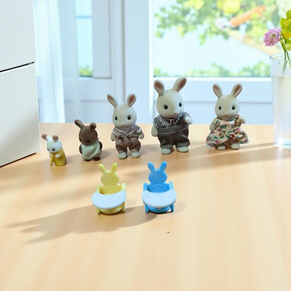 Sylvanian Families Calico Critters Milk Rabbit Family  Highchair Vintage - Picture 1 of 8